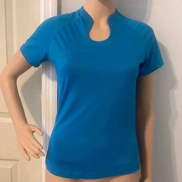 Lululemon Tshirt blue - Picture 1 of 9